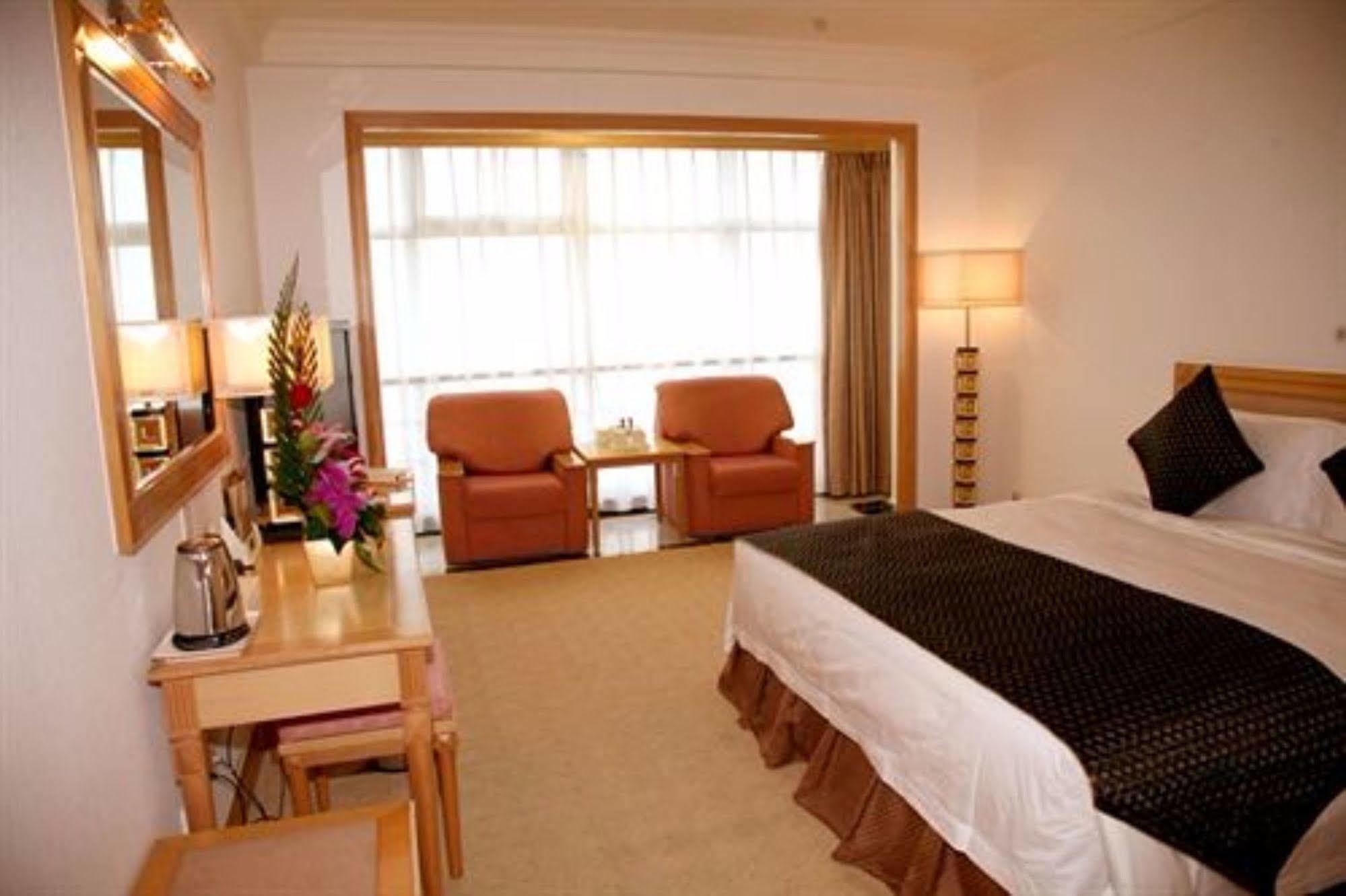 Langfang International Hotel Экстерьер фото